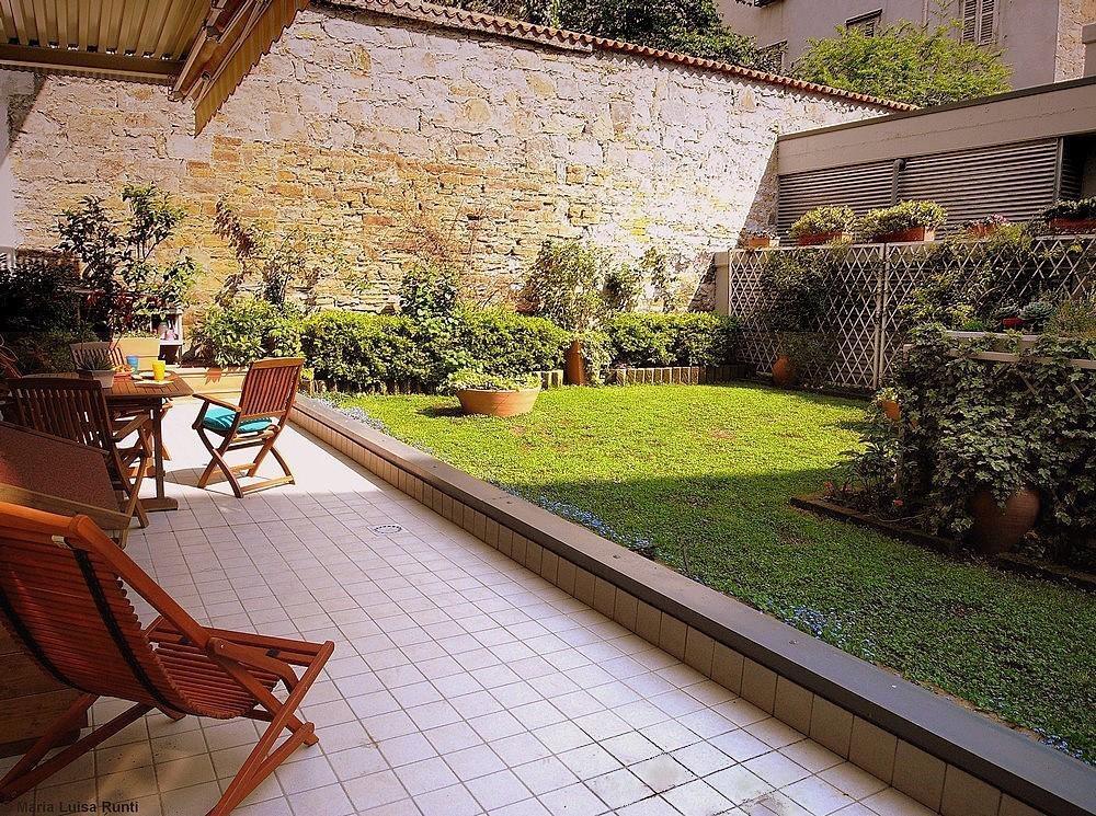B&B Crispi Trieste Bagian luar foto